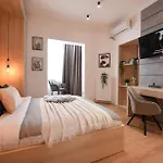 Comfy 1br With Balcony In *