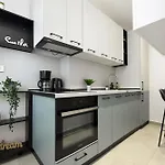 Comfy 1br With Balcony In 부쿠레슈티