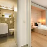 Comfy 1br With Balcony In *