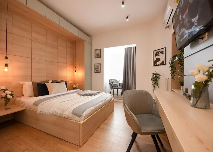 Comfy 1br With Balcony In Διαμέρισμα *